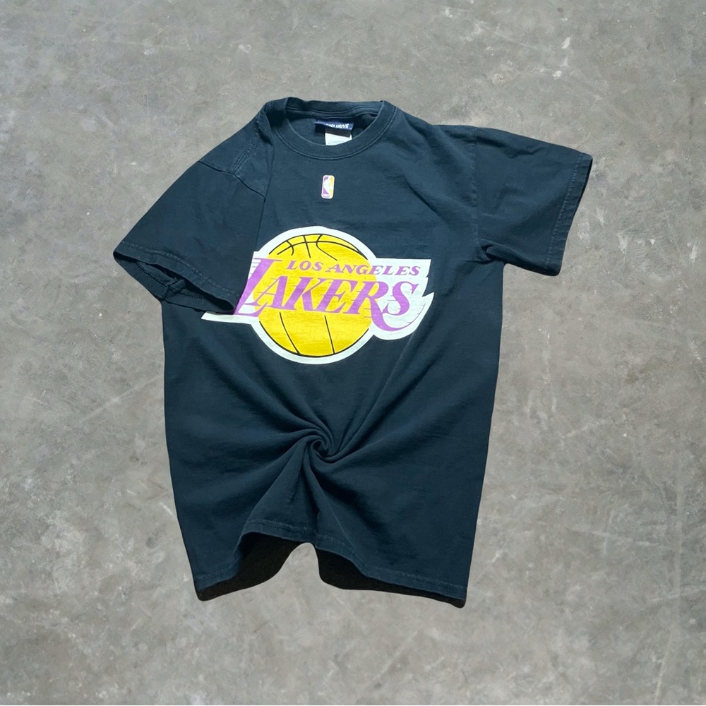 ☀️ Vintage Los Angeles Lakers NBA Basketball Tee Mens Size S Black